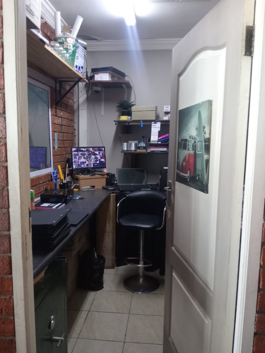 Commercial Property for Sale in Jeffreys Bay Central Eastern Cape